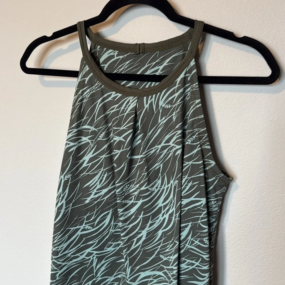 Patagonia Tropical Green Dress Built In Bra Support Womens Small EUC Vacation